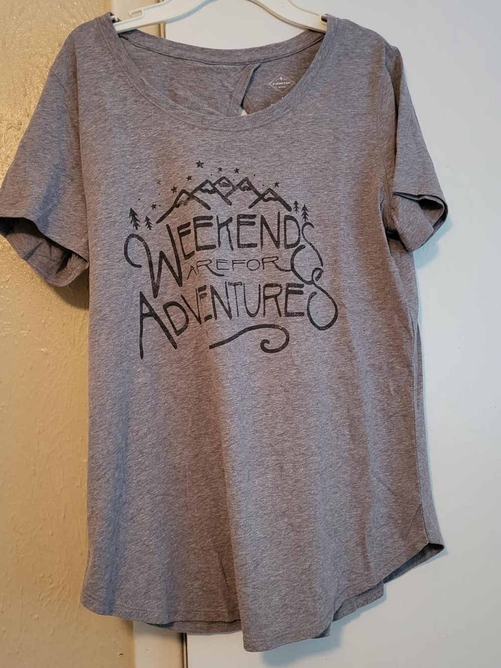 St. John's Bay Gray 'Weekends Are for Adventures' Graphic Tee